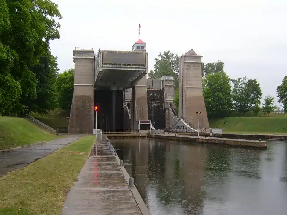 Peterborough Liftlocks jackson bros spray foam